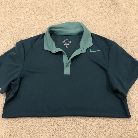 Golf Dri-Fit Nike Shirt - Picture 2 of 3